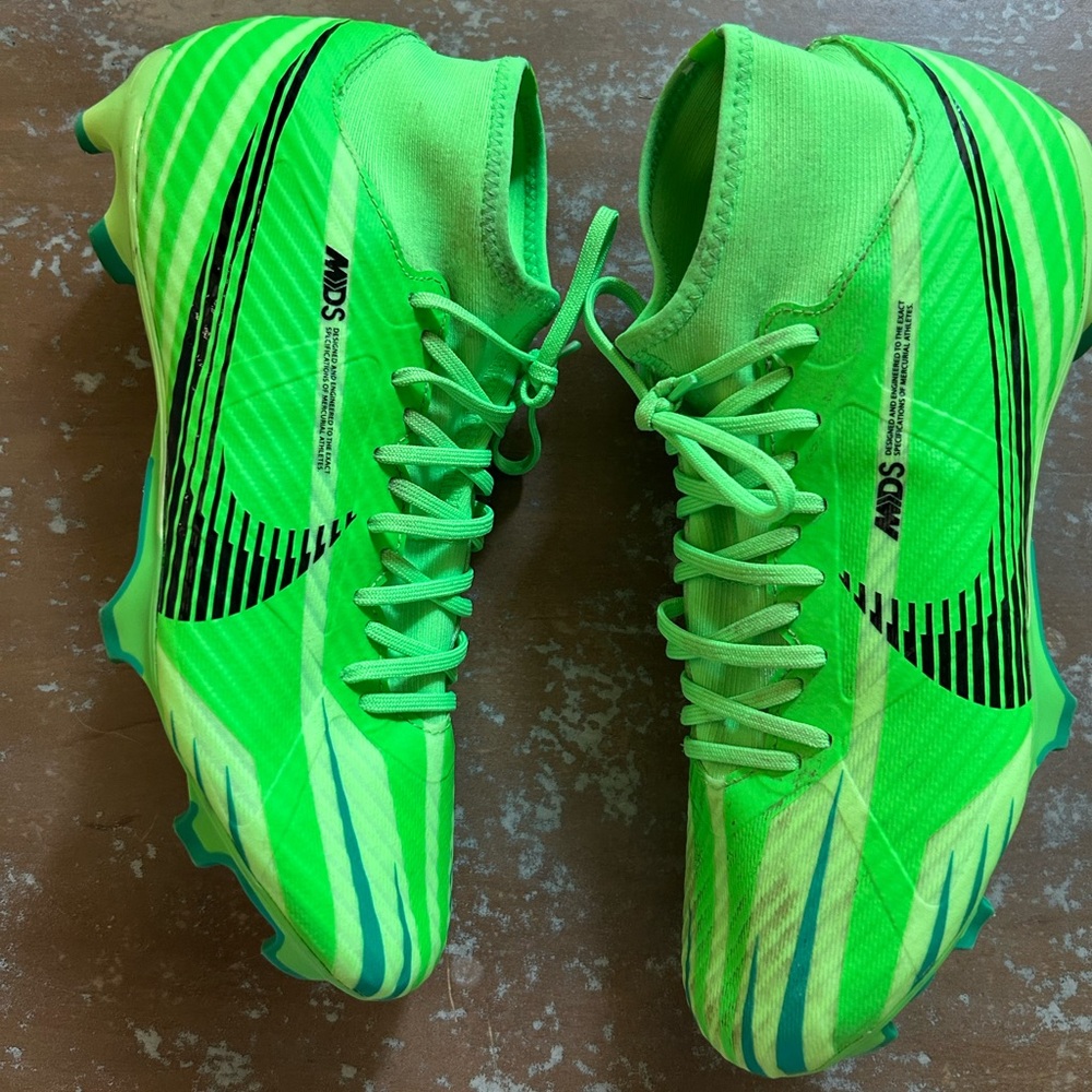 Nike Mercurial Dream Speed Neon Green Soccer Cleats Men’s 8.5